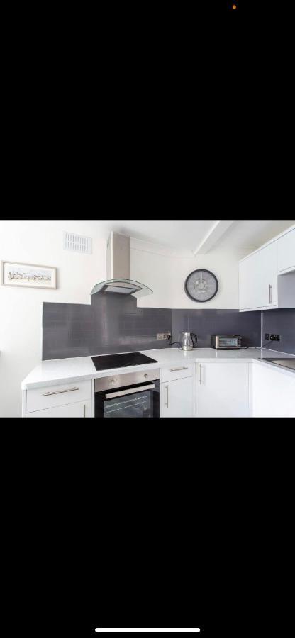 Driftwood Luxury Apartment Lyme Regis Bagian luar foto